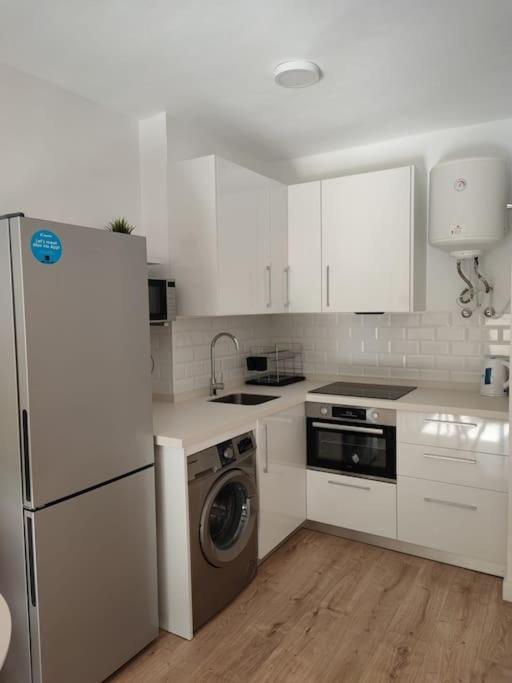 Apartamento Torrequebrada 贝纳尔马德纳 外观 照片
